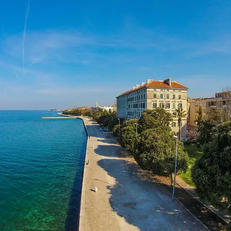 Lux Zadar No.6
